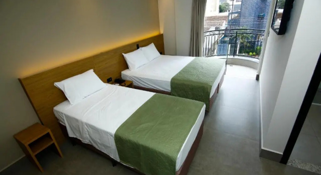 Семейный номер Standard с балконом NEO PARK HOTEL