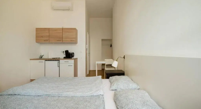 Tiny wonder near Naschmarkt, Забронировать Отель Вена Австрия, рядом с Музеумсквартье