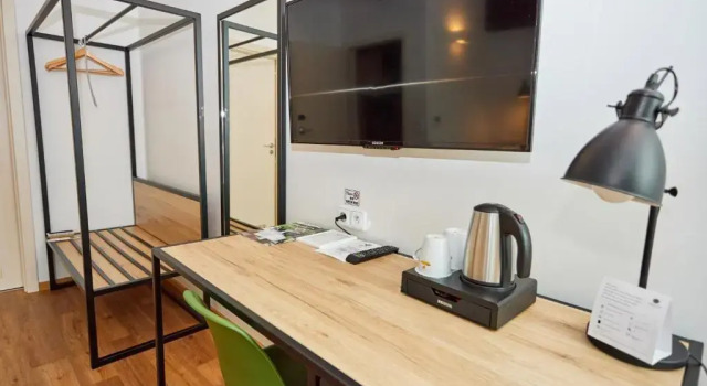 Двухместный номер Stairs Access Only Hotel Garden Court