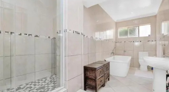Entertainers Dream House, Забронировать Отель Бизнес-отели Йоханнесбург, 4* 5*