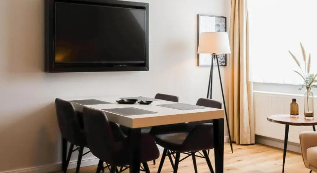 Gemütliche & moderne Ferienwohnung - nur 7 Gehminuten vom Strand entfernt, inklusive Parkplatz und Gartenzugang, Забронировать Апартаменты/квартира Хаффкруг Holstein Switzerland
