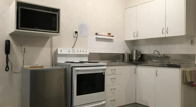 Апартаменты Executive Colonial Motel