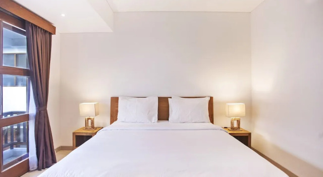 Студия с балконом Sahadewa Suites Residence