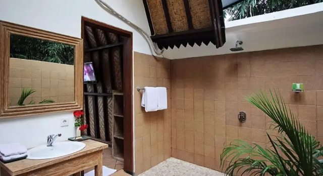 Двухместный номер Standard с балконом и с красивым видом из окна Mojo Resort Canggu