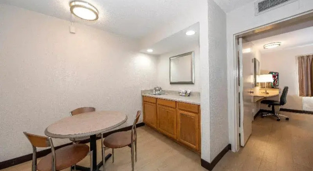 Одноместный номер Standard Red Roof Inn Myrtle Beach Hotel - Market Commons