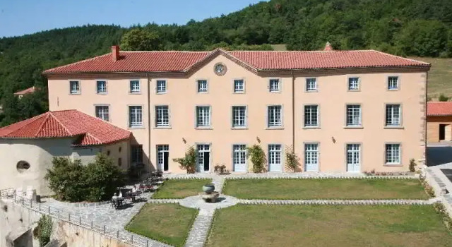 Domaine Saint-Roch Hotel Spa, Prenota Hotel Hotel SPA a Alvernia, SPA