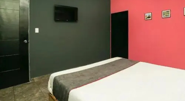 Center City Plaza Hotel