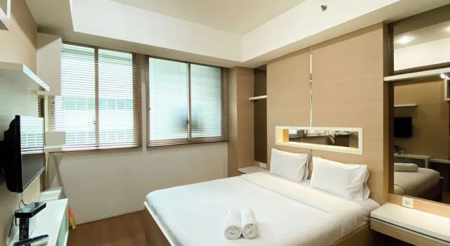 Modern Look And Comfort 2Br Kemang Village Apartment