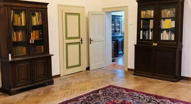 Le Case Cavallini Sgarbi di Rina Cavallini, Забронировать Отель Феррара Эмилия-Романья, рядом с Museum of Casa Romei