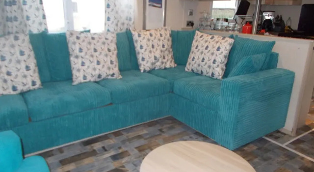 3 Bed Caravan - Sleeps 8 - Wifi - Parking