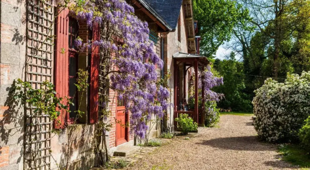 Le Petit Manoir de Kériolet, Book Bed and Breakfast Hotels in Brittany with a Pool, Swimming Pool