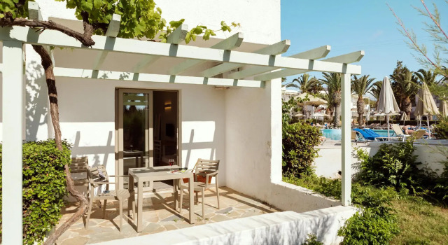 Номер Standard с красивым видом из окна SOL by Meliá Marina Beach Crete
