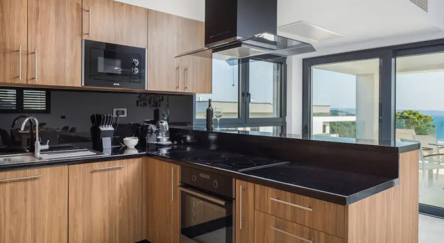 Апартаменты Deluxe с красивым видом из окна Villas Baotić