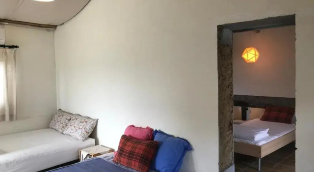 Номер Standard 香蕉與黑膠 Yellow And Black Guest House