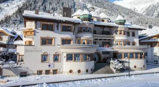 Hotel Schlosshof, Забронировать Отель СПА-отели Тироля, SPA-услуги