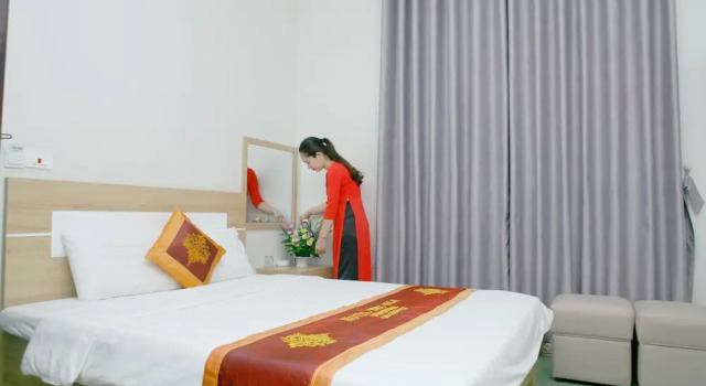 Номер Deluxe Khach San Thu Nga