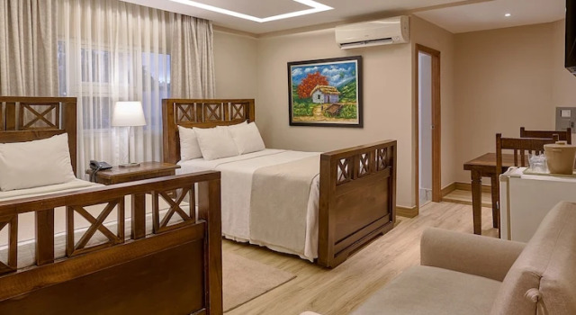 Четырёхместный номер Standard Hotel Riazor
