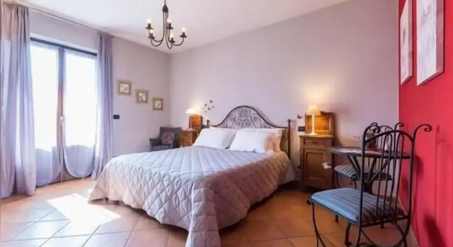 Casa Carolina, Prenota Bed & breakfast Castellinaldo d'Alba Langhe
