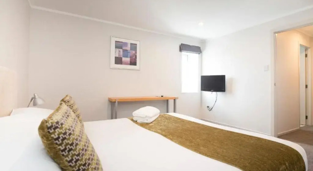 Апартаменты с 3 комнатами Quest on Johnston Serviced Apartments