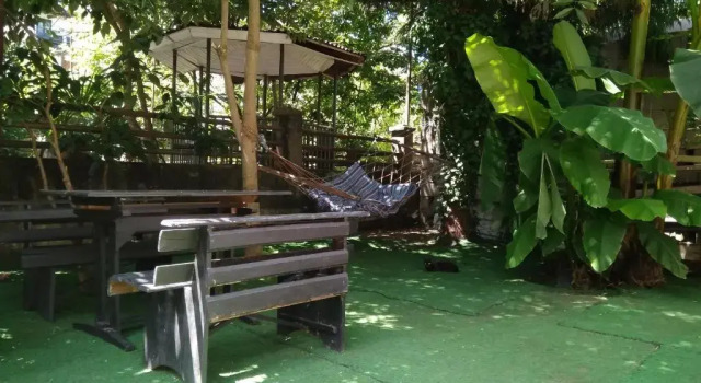 Zaza Studio, Book Hotel Kobuleti 