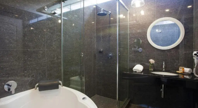 Люкс IFE Boutique Hotel