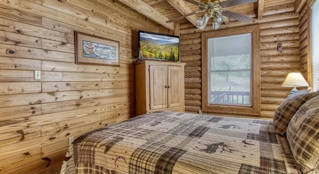 Er33 Ganma's Getaway Great Location, close To Town 4 Bedroom Cabin by RedAwning, Забронировать Дом для отпуска Виллы Пиджен-Фордж, рядом с Торговый центр Pigeon Forge Factory, Вилла