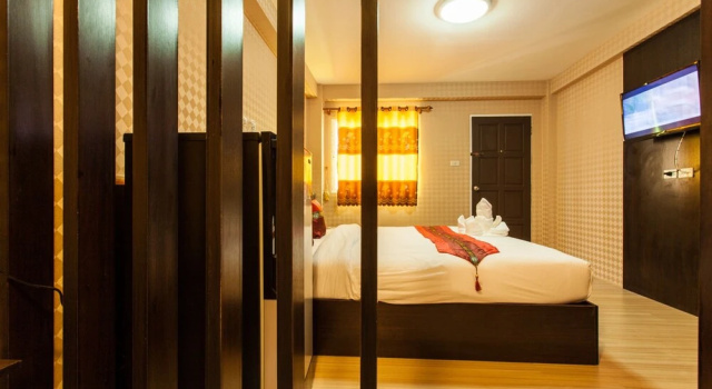 Basic Hotel, Забронировать Отель Чиангмай провинция Чианг Май