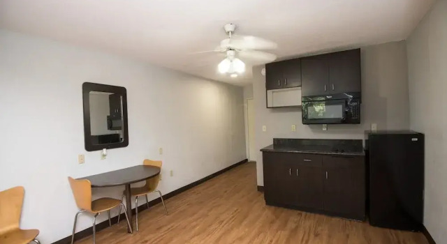 Четырёхместный номер Deluxe Motel 6-New Iberia, LA