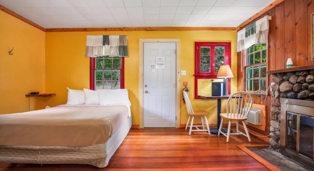 Двухместный номер Standard с красивым видом из окна Birchcliff Resort