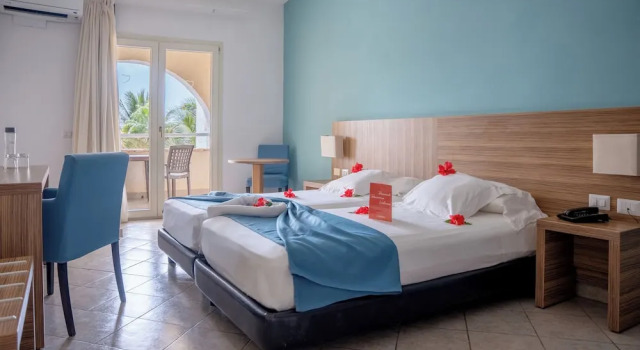 Семейный номер Standard с видом на море VOI Praia de Chaves Resort