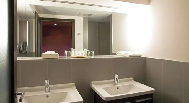 Двухместный номер Deluxe Contemporary Grand Hôtel Bristol By Stay Collection