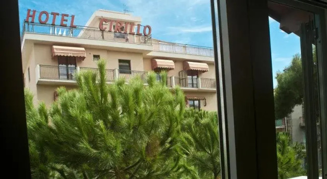 Hotel Cirillo, Book Hotel Silvi Teramo