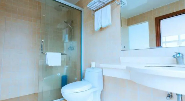 Трёхместный номер Standard GreenTree Inn Jiaxing Zhongan Business Hotel
