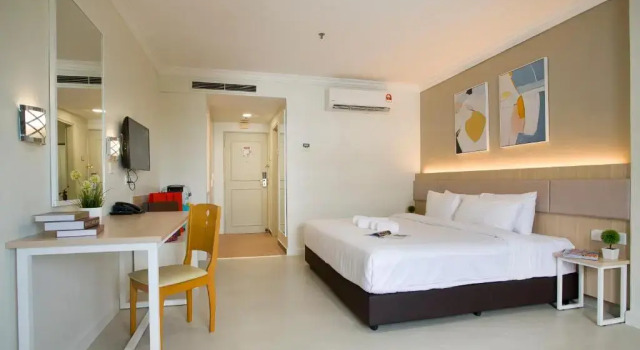 Двухместный номер Deluxe SWISS AVENUE HOTEL