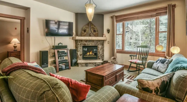 Red Hawk Townhomes 2333