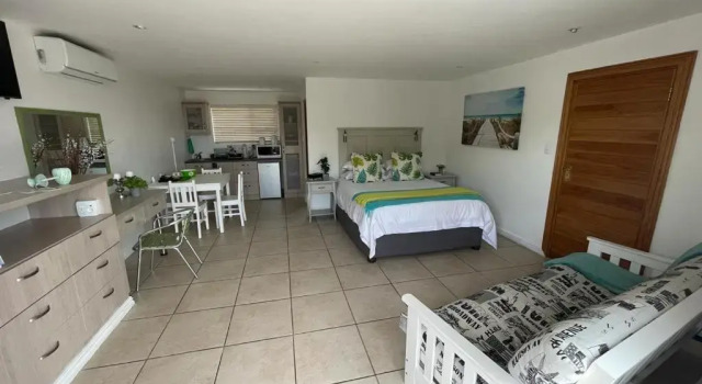 Апартаменты с балконом Thomasville