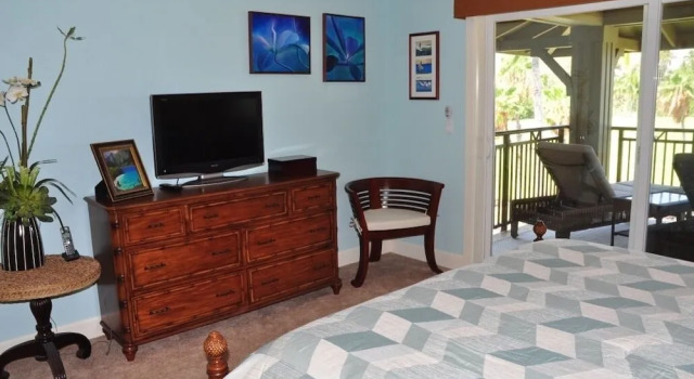 Halii Kai 9g 3 Bedroom Condo by RedAwning
