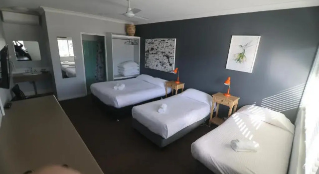 Семейный номер Standard Motel Melrose