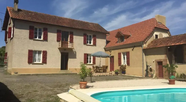 Maison Lajus, Забронировать Апартаменты/квартира Отели Pyrénées-Atlantiques с парковкой, Парковка