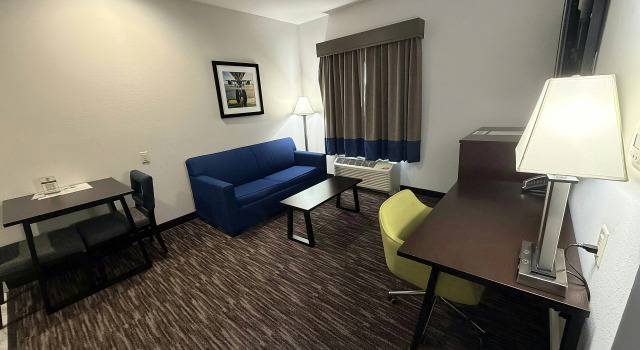 Atrium Hotel and Suites DFW Airport South