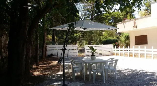 Апартаменты Appartamento in villa con giardino, vicino al mare