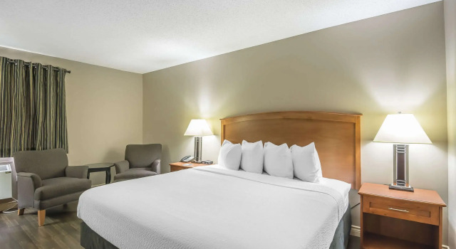 Двухместный номер Standard Quality Inn West Edmonton