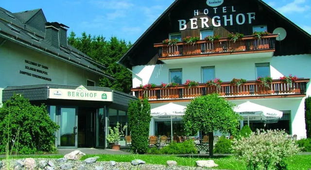 Hotel Berghof, Забронировать Отель Уссельн Виллинген