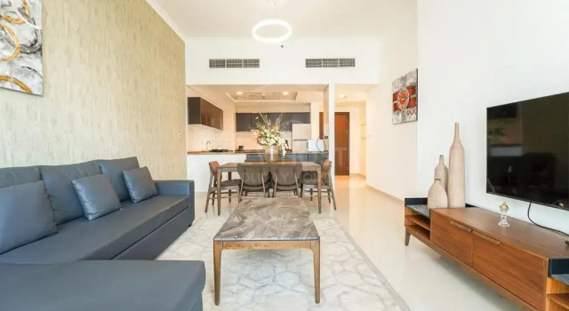 KeyHost - Elegant 2BR Central Towers - Dubai Marina - K3620, Забронировать Отель Отели Эмирата Дубая с бассейном, рядом с Dubai Marina Yacht Club, Бассейн