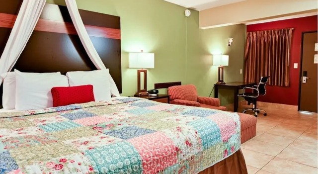 Двухместный номер Standard с красивым видом из окна Oceans Beach Resort & Suites