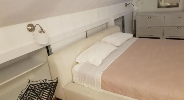 Kokos home, Забронировать Отель Стон Pelješac