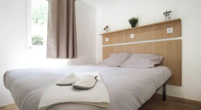 Camping Le Florenville, Забронировать Кемпинг Флоранвиль 