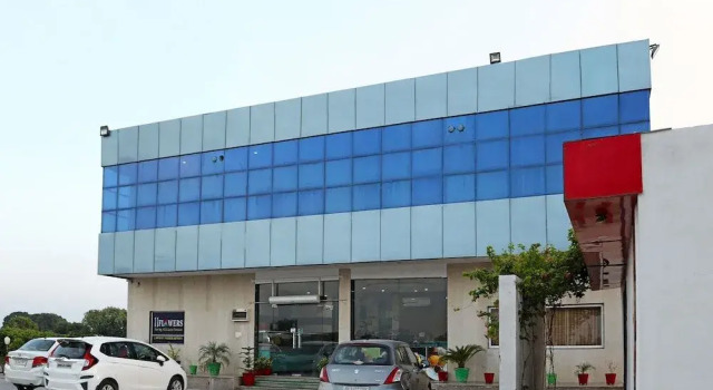 OYO 17408 Scindia Resorts And Hotels