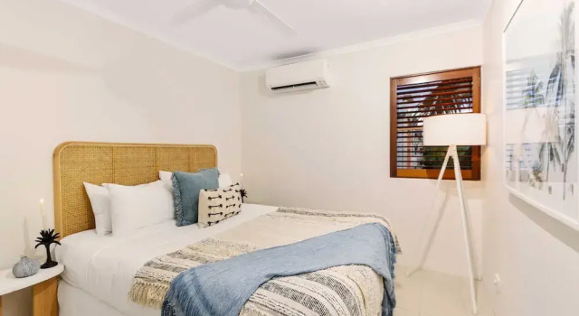 Melaleuca Hideaway - Beach Pool Free Parking, Prenota Appartamento Hotel a Queensland con parcheggio, Parcheggio