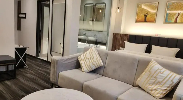 Номер Standard Asiatic Hotel